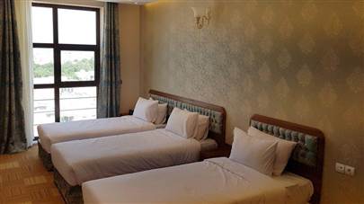 اتاق سه تخته هتل امیران 2 همدان اتاق سه تخته هتل امیران 2 همدان